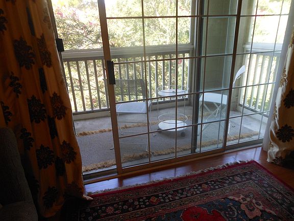 3rd image of 1600 Long Grove Dr Unit 124
