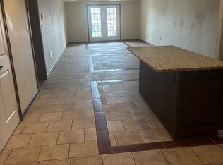 803 W Market St APT 3, Akron, OH 44303