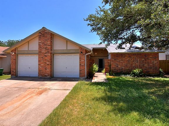 3rd image of 8807 Piney Point Dr #A