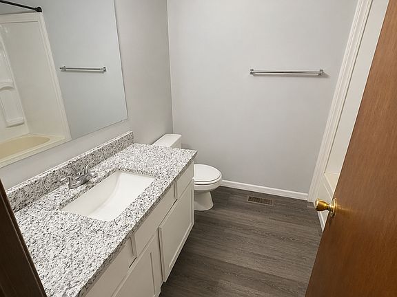 3rd image of 1224 E Selma St APT 4