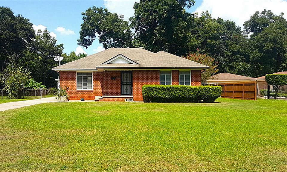 1st image of 4512 Randwick Dr
