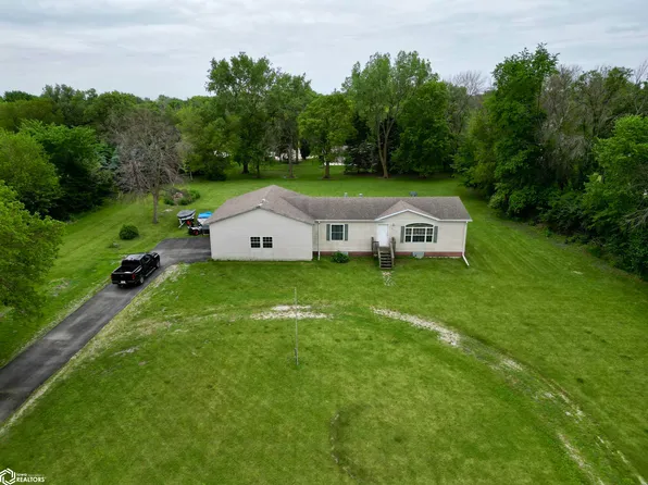 617 E Sifford St, Lake City, IA 51449