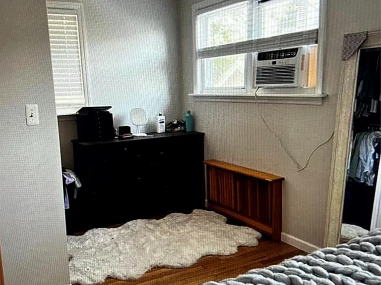 311 W Chester St — Photo 7