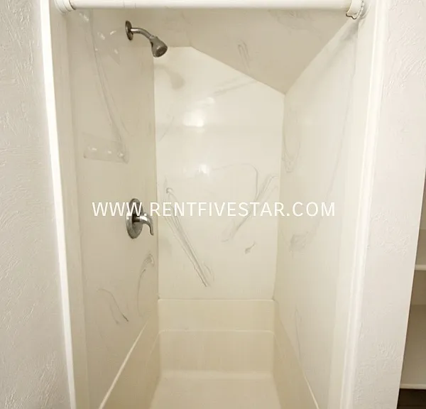 1056 S 4th Ave #7 — Photo 9