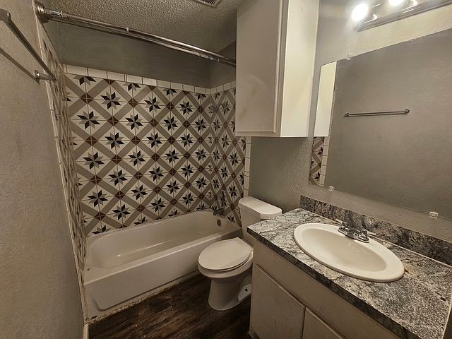 2nd image of 218 Avenue S #B