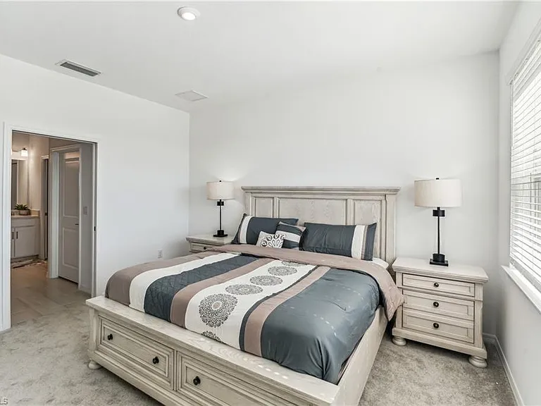 11801 Venetian Lagoon Dr — Photo 22