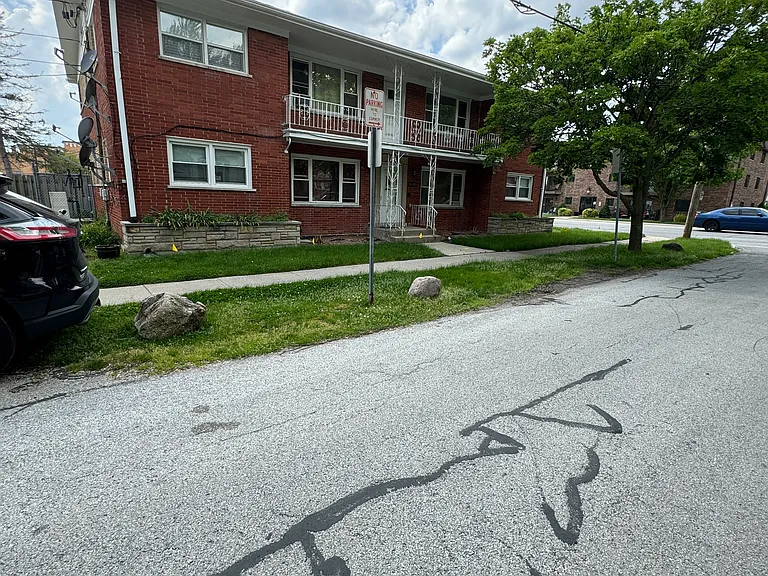18302 Cowing Ct #1S — Photo 10