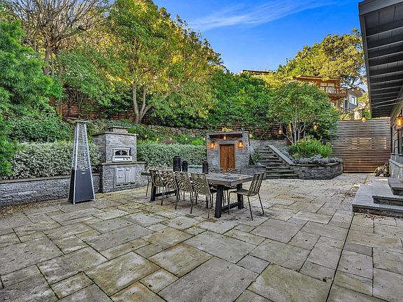 5th image of 30 Bella Vista Ave