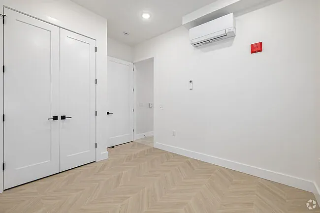 42 Lembeck Ave #1 — Photo 16