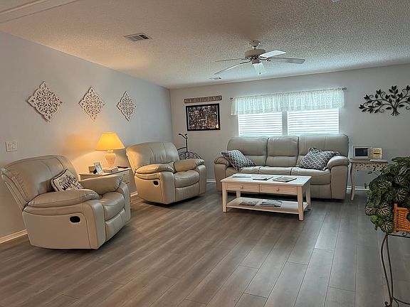 2nd image of 29200 Jones Loop Rd #201