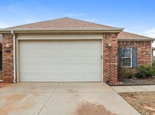 6916 Freedom Ave, Oklahoma City, OK 73135