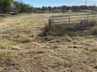 914 Dallas St, Kingsland, TX 78639
