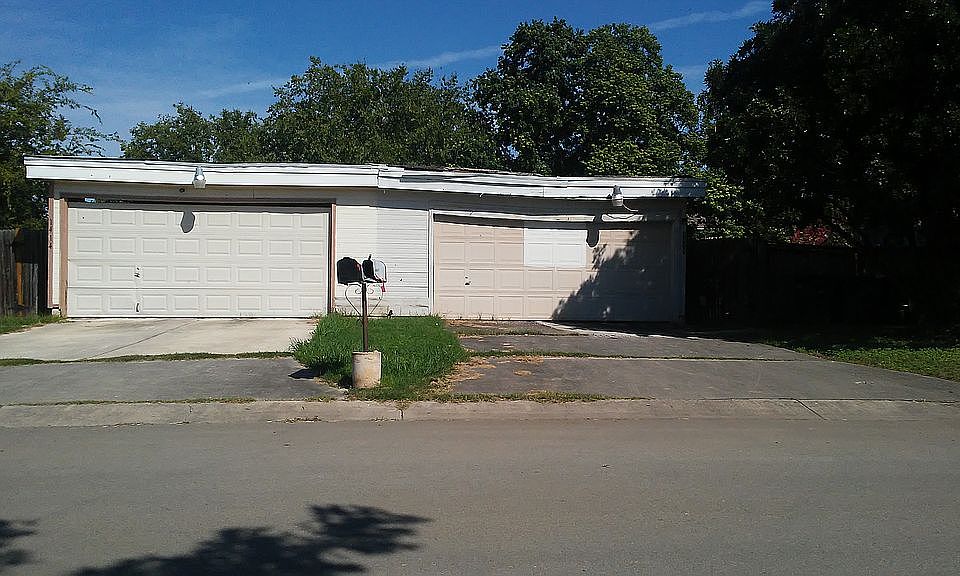 1st image of 1418 Ashmore