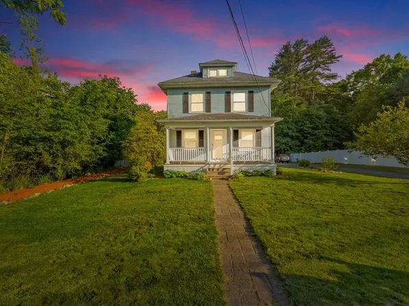 305 Britton St, Raynham, MA 02767