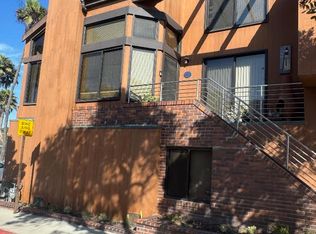 5811 Seashore Dr, Newport Beach, CA 92663