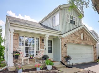 671 Springwood Dr, Joliet, IL 60431