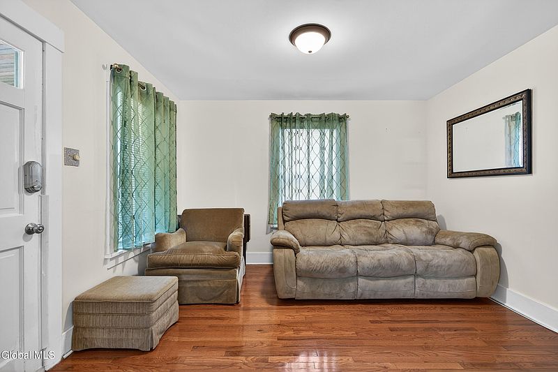 4th image of 1463 Dalton Drive