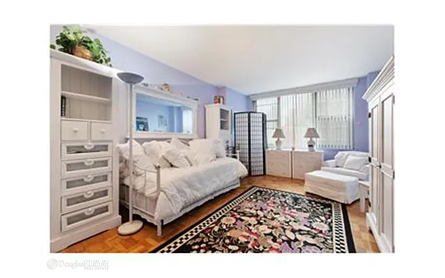 Rented by Douglas Elliman | media 15