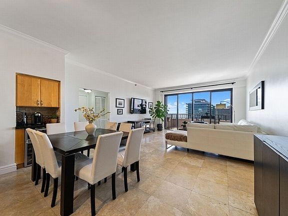 5th image of 201 Crandon Blvd APT 1029