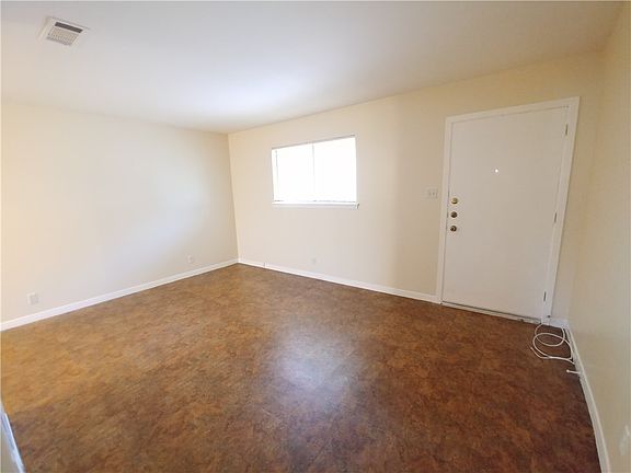 4th image of 603 Hammack Dr #B