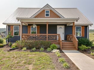 425 Hickman Rd, Liberty, TN 37095