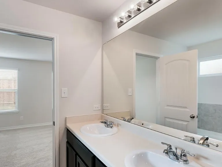 8103 Horizon Dale — Photo 7