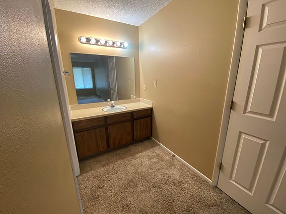 4th image of 1118 City Park Ave APT 225
