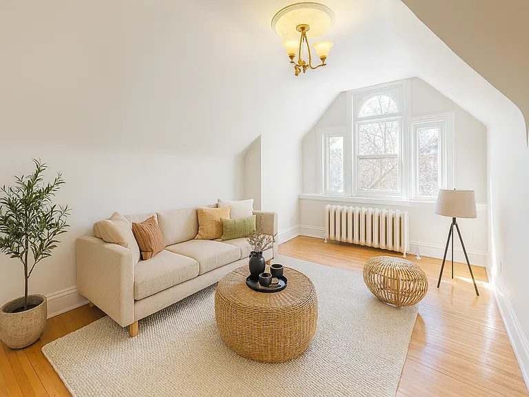 46 Maclaren St — Photo 3