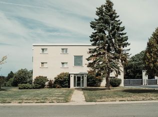 67 Notch Hill Rd, Kingston, ON K7M 2W9