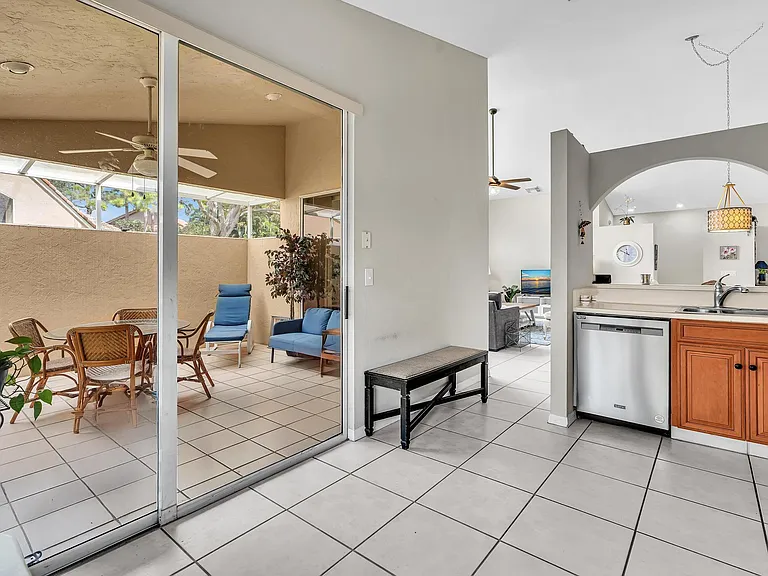 1904 Rosewood Way — Photo 13