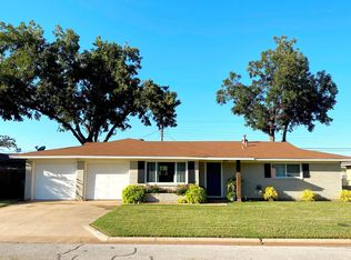 115 Highland Dr, Burkburnett, TX 76354