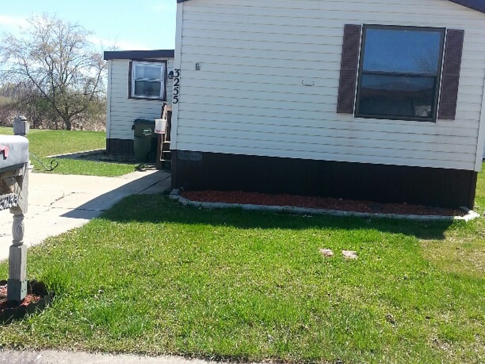 1st image of 3255 Susan Cir S