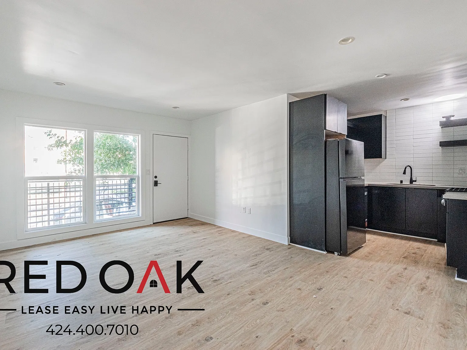 ~2 Weeks Free~ Refined 2-Bed With Stainless Steel Appliances, Walk-In Closet, Air Conditioning An... — Photo 2
