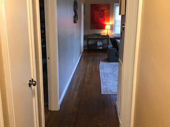 3rd image of 4106 Balmoral Ave