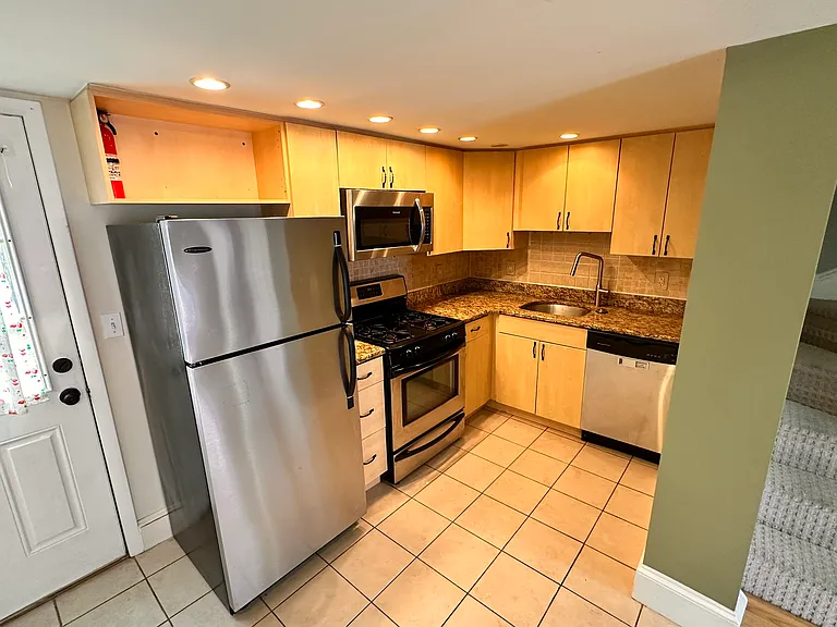 2700-14 South St #2710 — Photo 6
