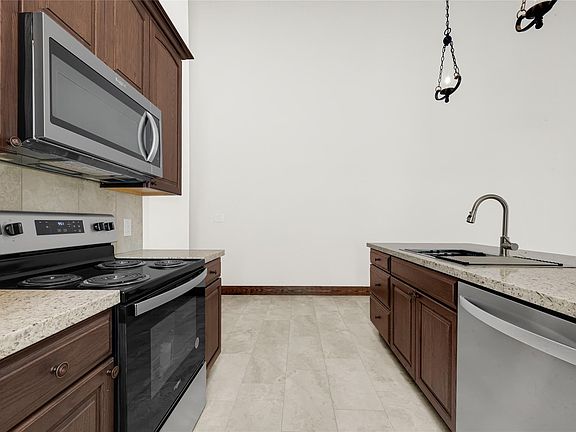 5th image of 29529A Turnbury Village Dr