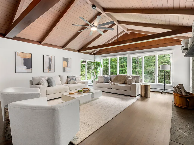62 Mill St — Photo 3