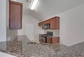 2635 Silky Ct — Photo 6