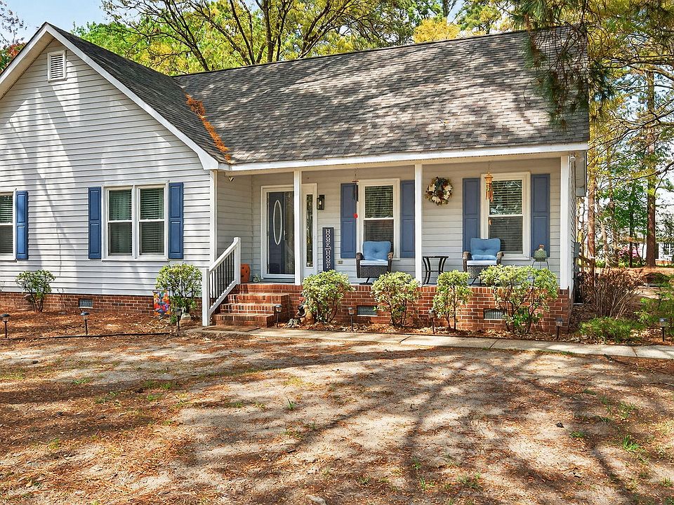 1st image of 846 Darrell Drive