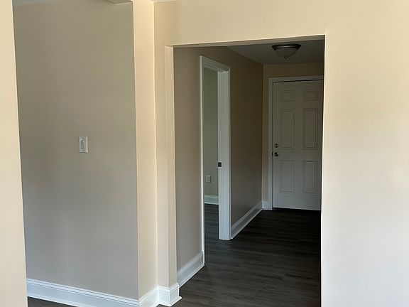 3rd image of 2913 Brooks Ave