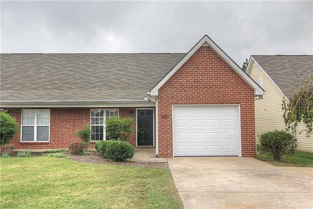 1st image of 302 Indian Park Dr