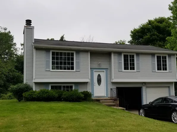 10255 Belmeadow Dr, Twinsburg, OH 44087