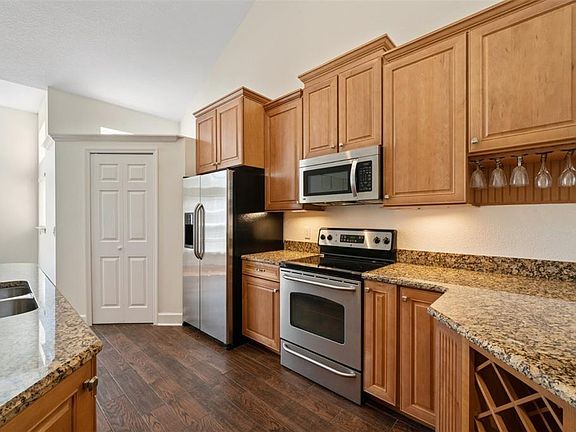 5th image of 1576 Farrindon Cir #1576