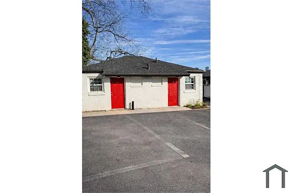 Building Photo - 625 Jett St NW #3