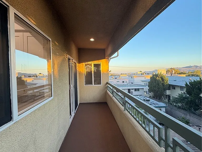 620 E Palm #302 — Photo 18