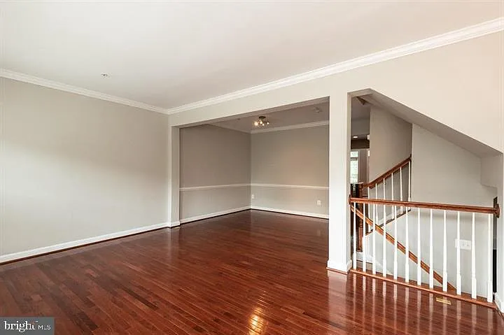 3 bed, 4.0 bath, 2018 sqft, $3,550 — Photo 4