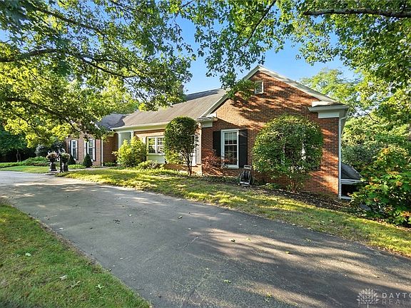 5th image of 3993 Applewood Ln