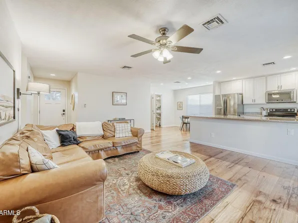 2130 W ERIE Street, Chandler, AZ 85224