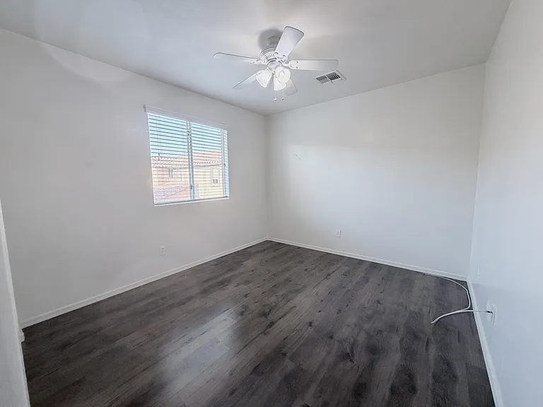 7164 S 48th Gln — Photo 37
