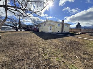 303 Rittenour St, Plains, MT 59859